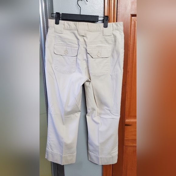 Capris - Picture 2 of 4